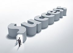 泛普軟件認(rèn)為：選擇OA軟件的時(shí)候，OA功能多多不益善